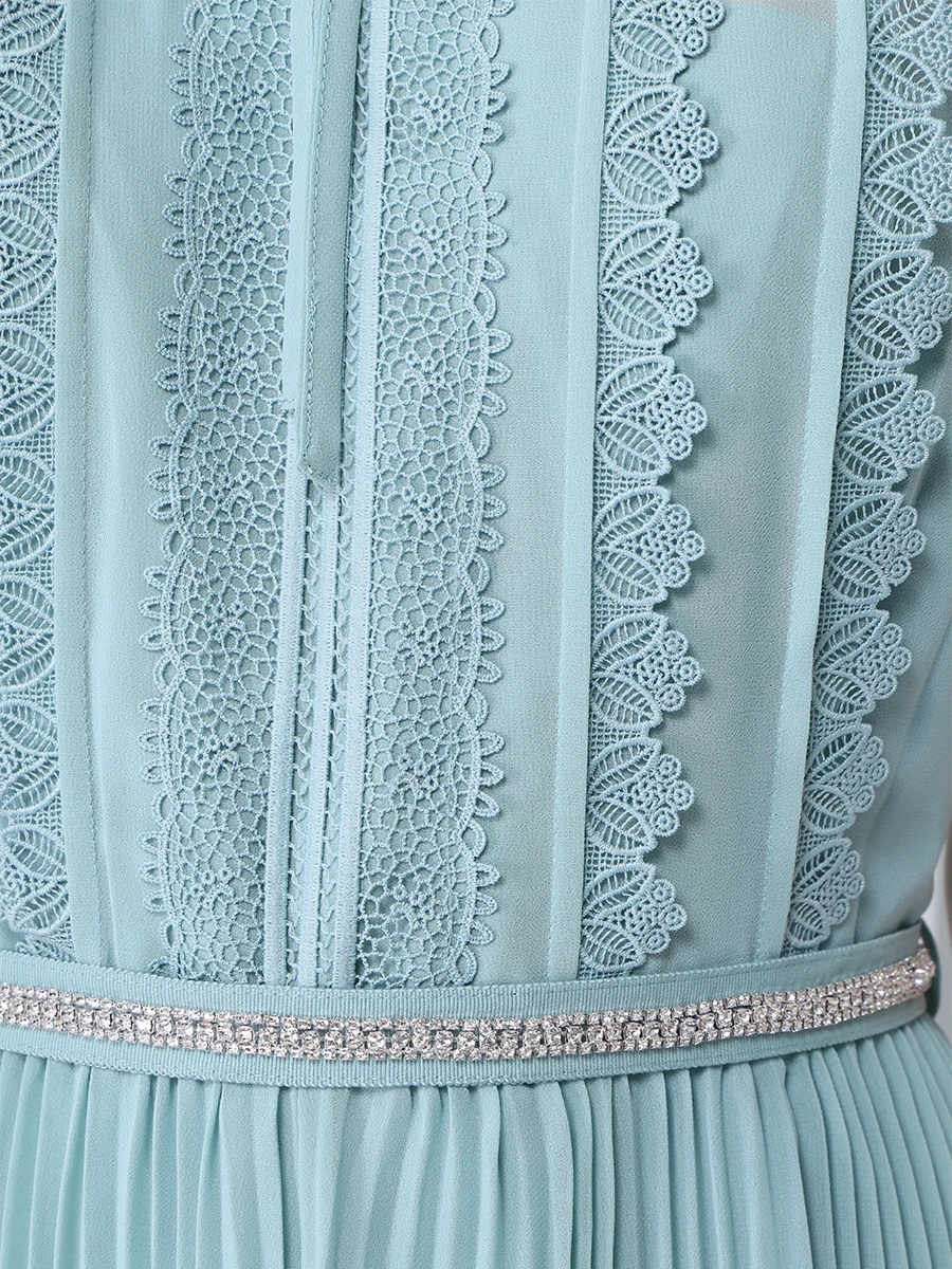 Платье плиссированное