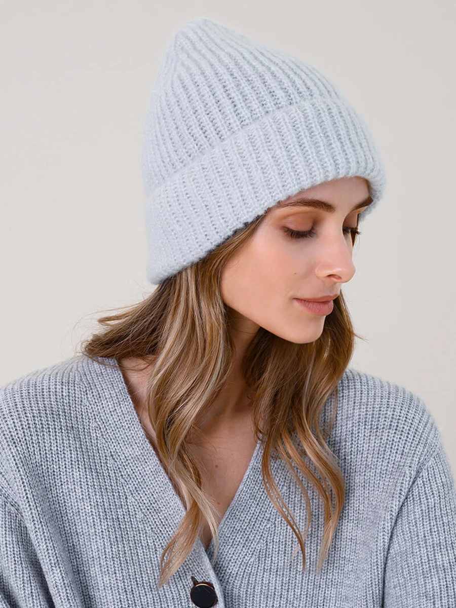 Шапка вязаная из мохера