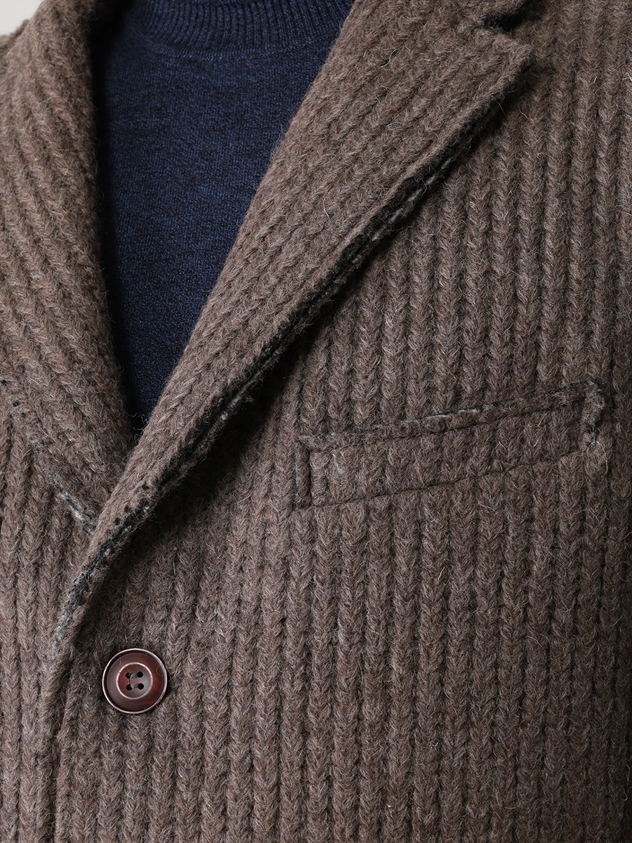 Пальто шерстяное