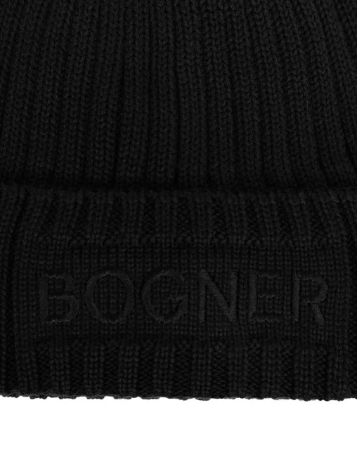 Шапка с логотипом BOGNER