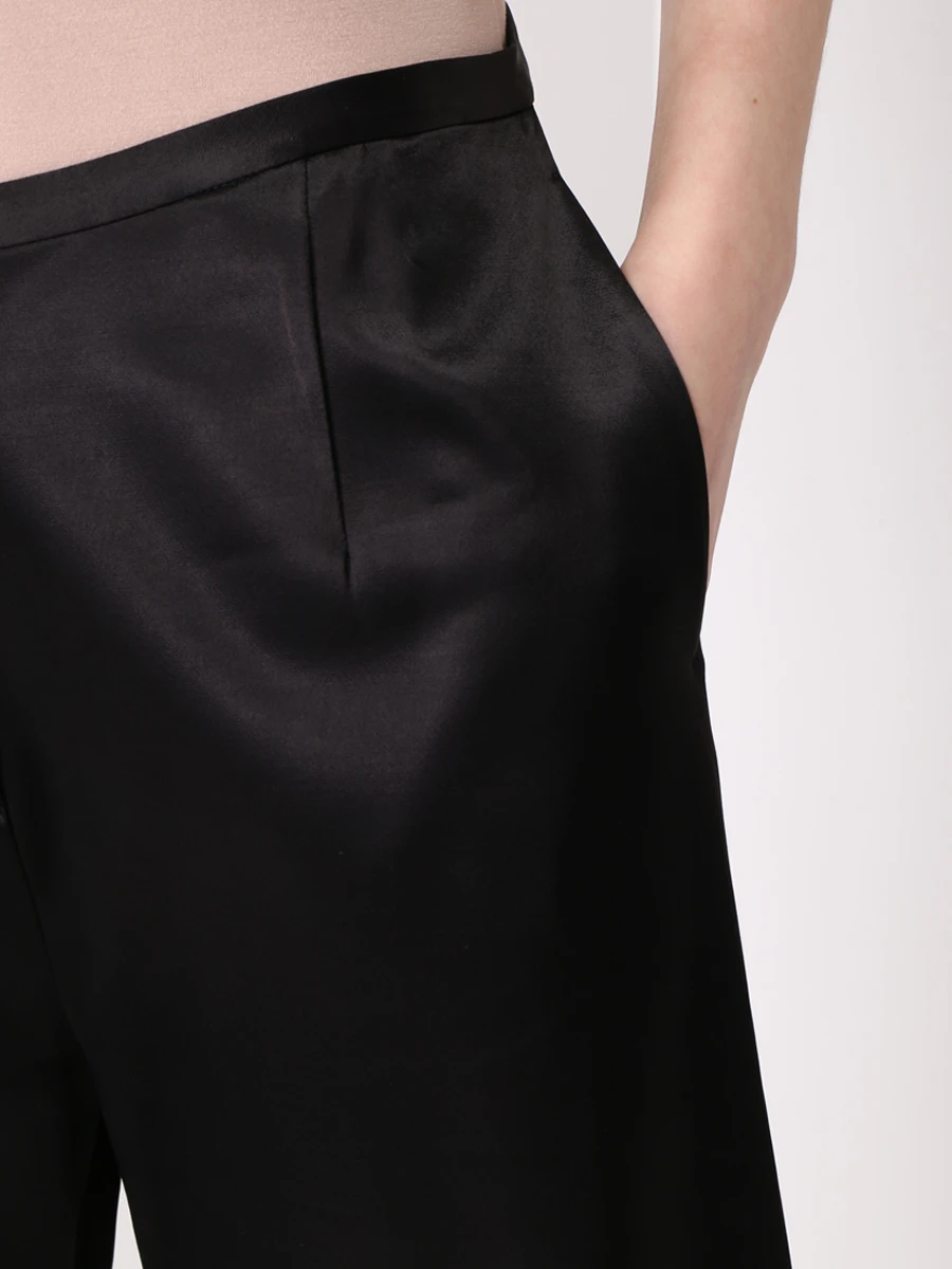 Костюм из вискозы