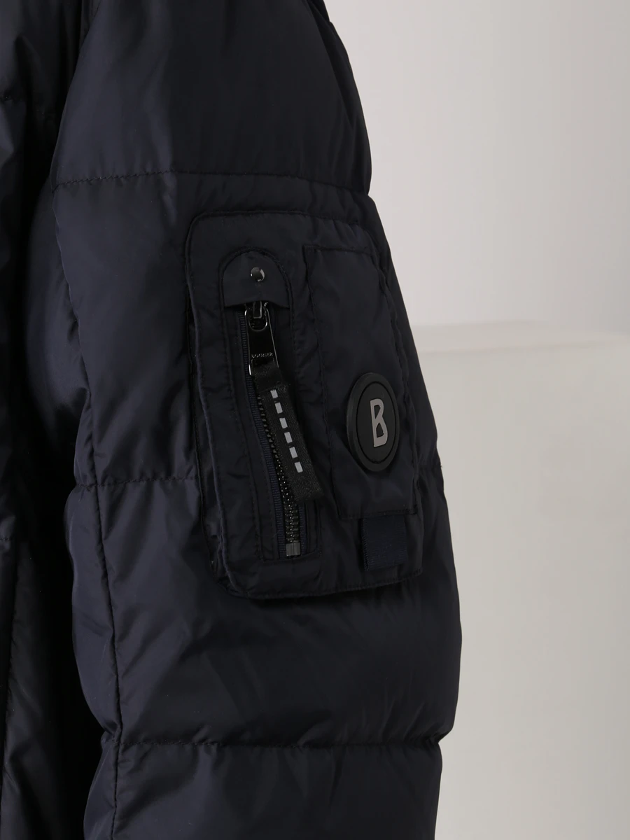 Пуховик стеганый удлиненный