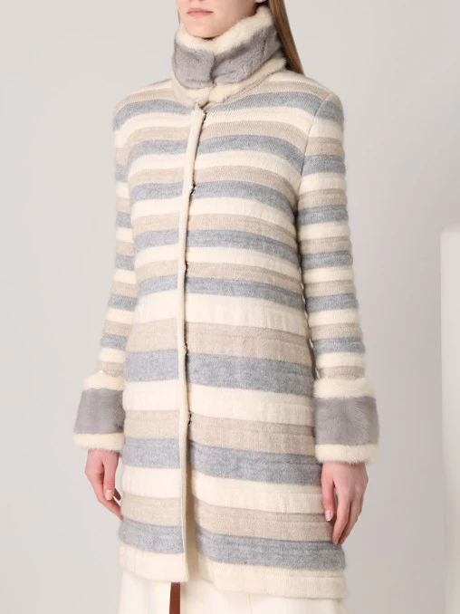 Пальто шерстяное BLUMARINE