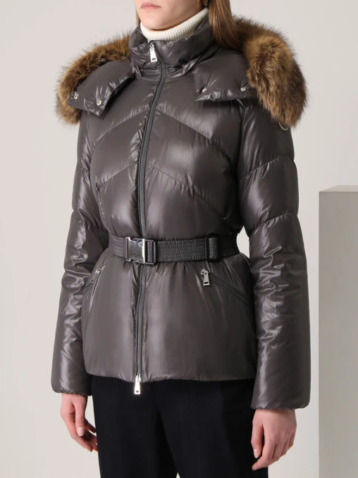 Пуховик стеганый MONCLER