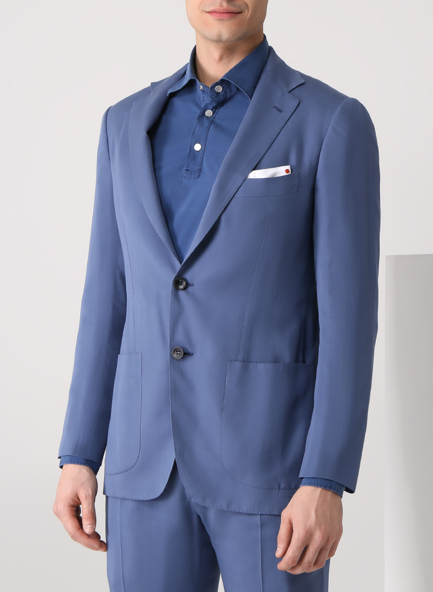 Костюм однотонный