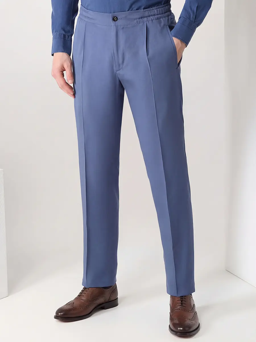 Костюм однотонный