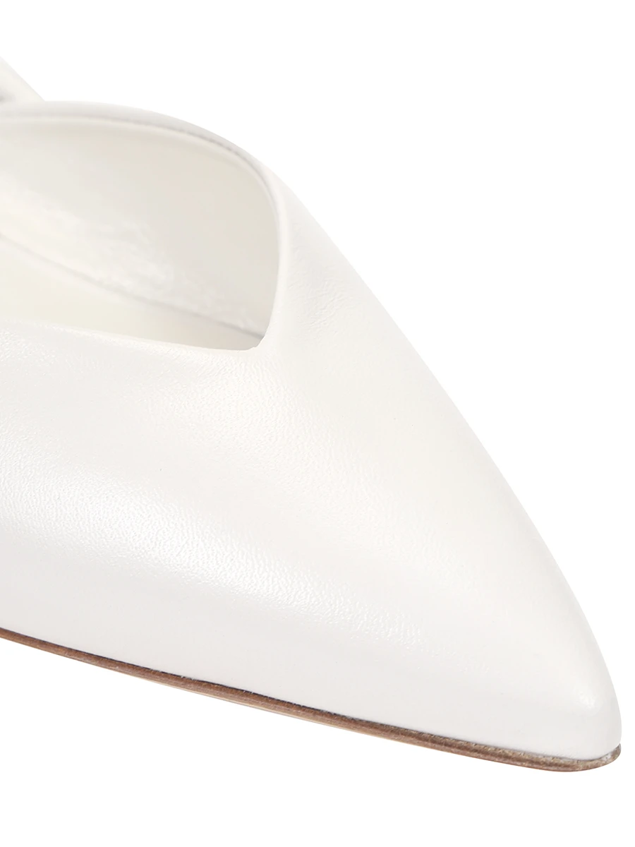 Босоножки кожаные