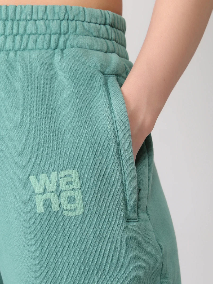 Костюм спортивный