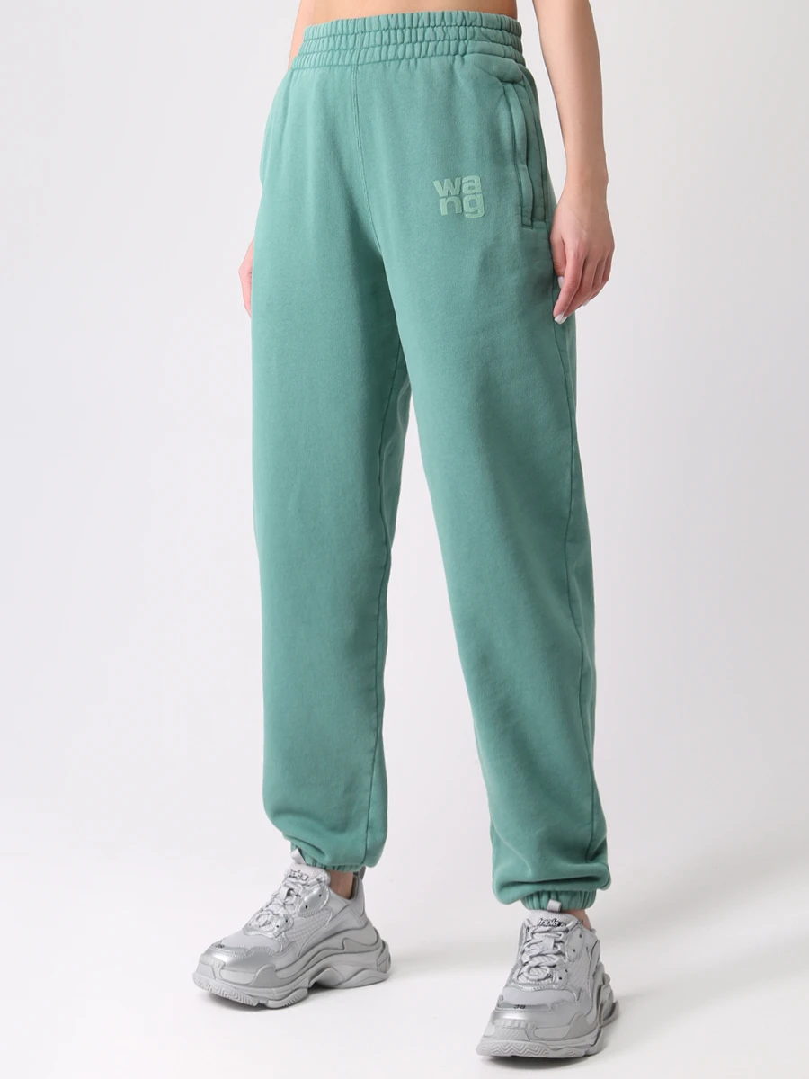 Костюм спортивный