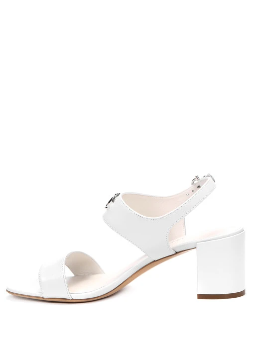 Босоножки кожаные S.FERRAGAMO