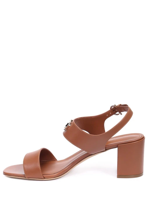 Босоножки кожаные S.FERRAGAMO