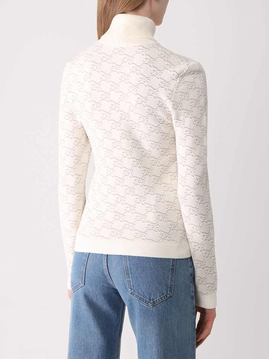 Свитер с узором