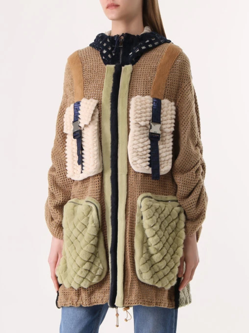 Пальто меховое FENDI