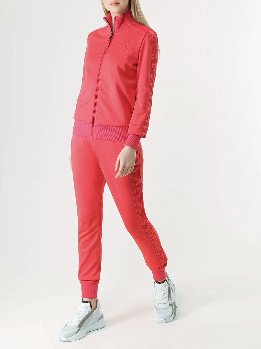 Костюм спортивный