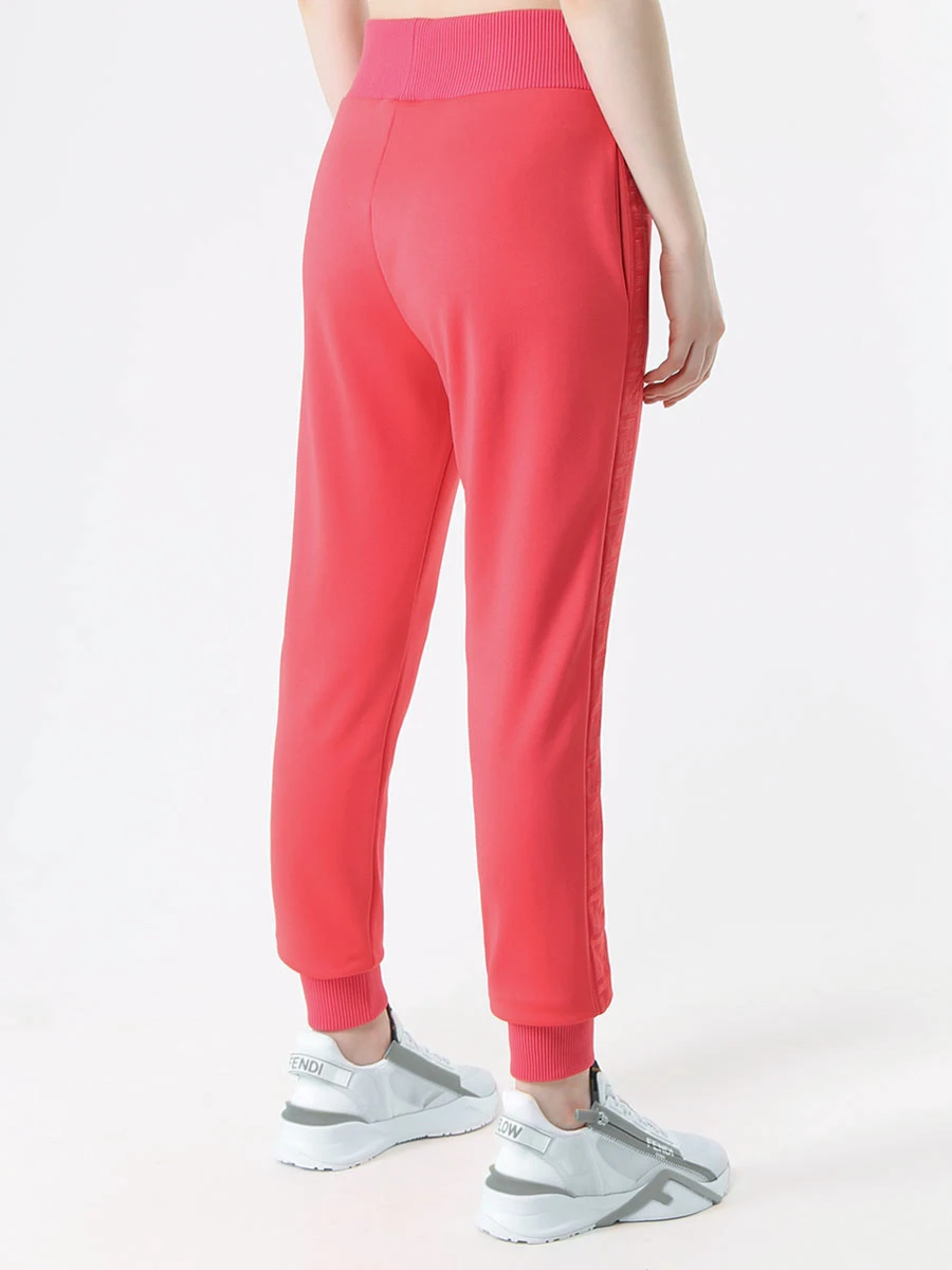 Костюм спортивный