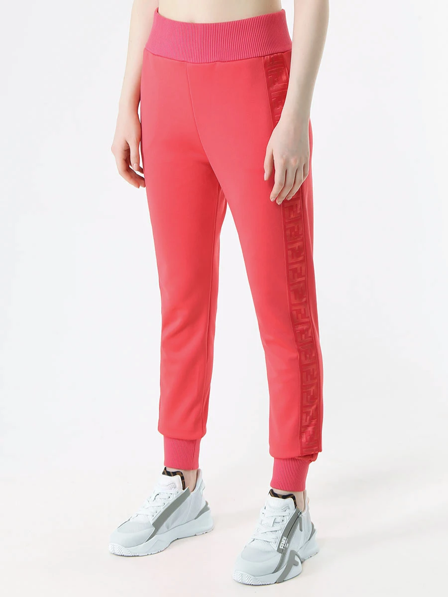 Костюм спортивный