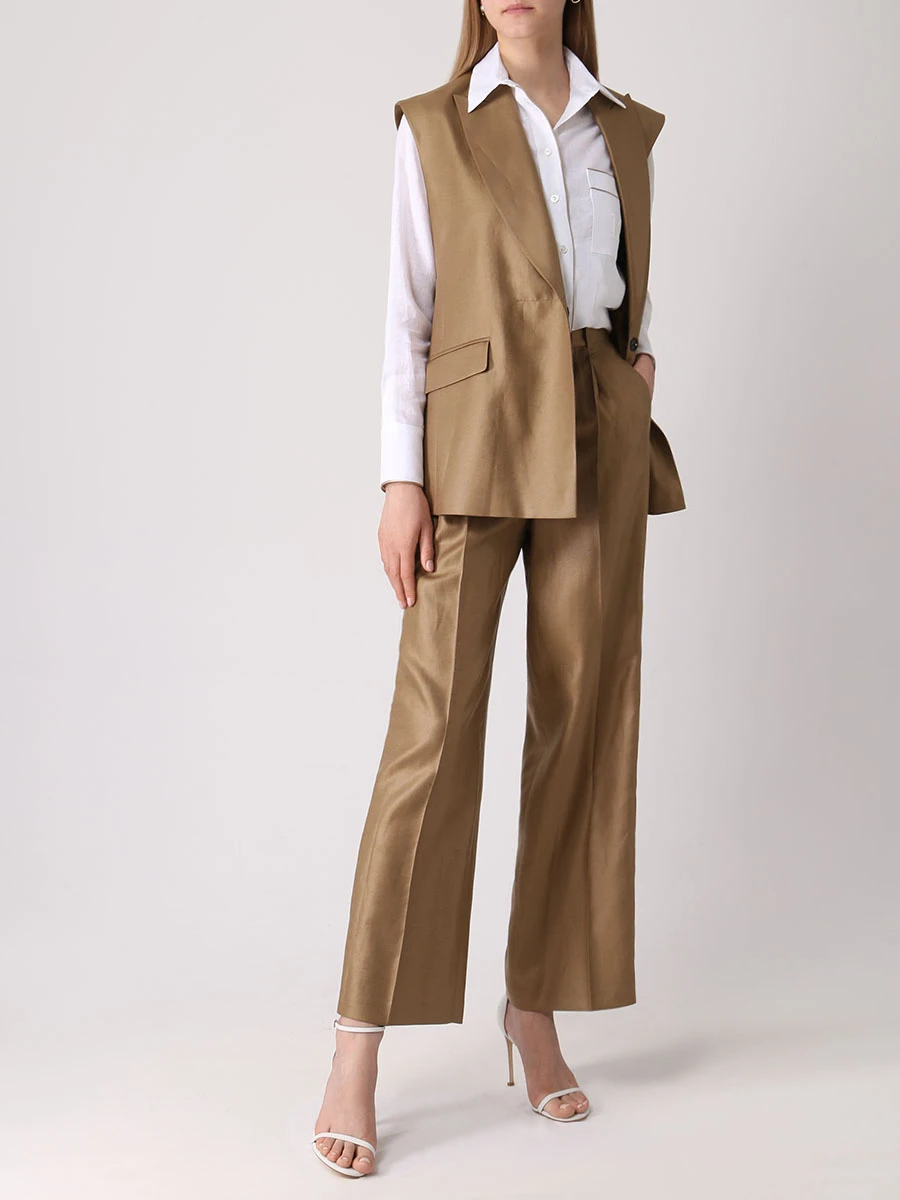 Костюм двубортный