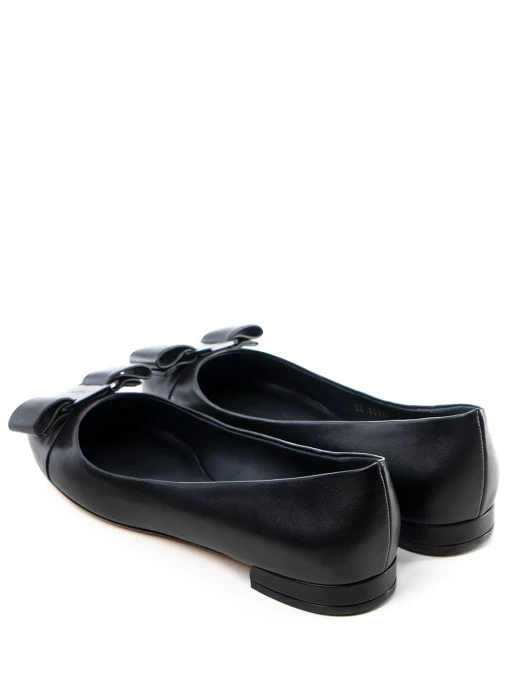 Балетки кожаные S.FERRAGAMO