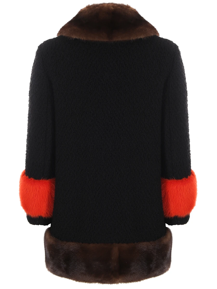 Пальто с меховой отделкой