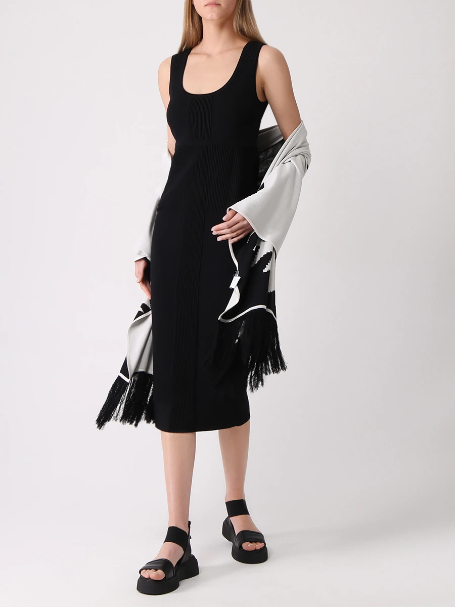 Платье шелковое