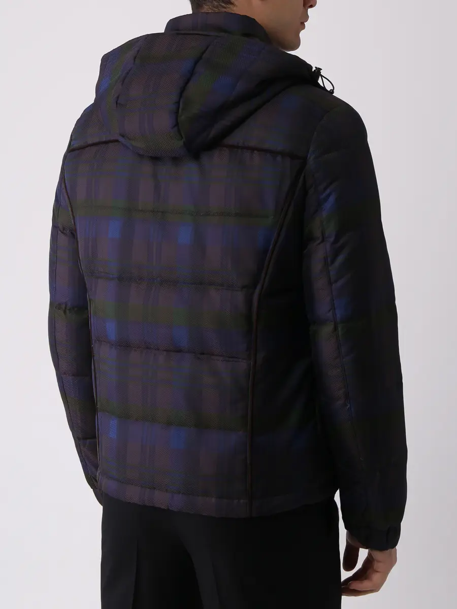 Пуховик в клетку