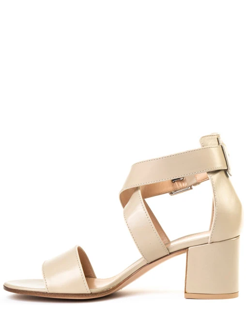Босоножки кожаные GIANVITO ROSSI
