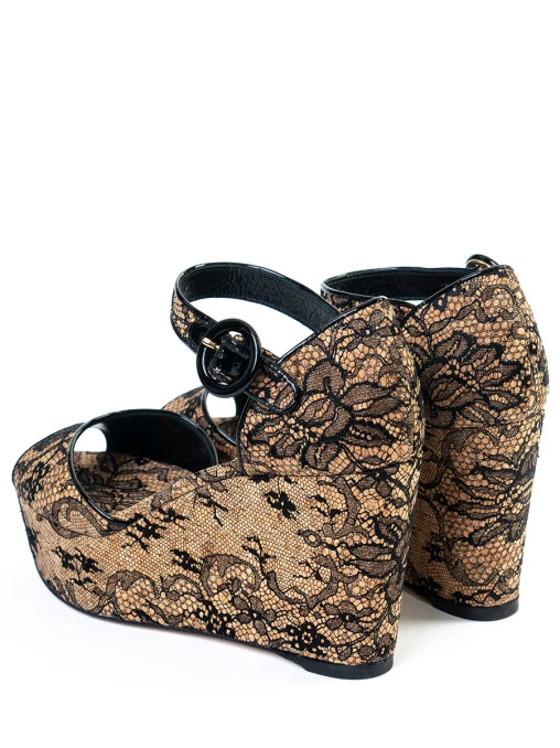 Босоножки с кружевом DOLCE & GABBANA