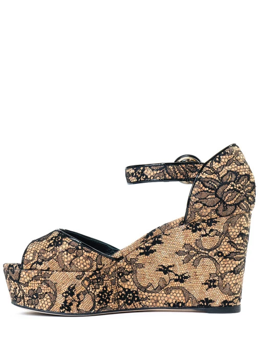 Босоножки с кружевом DOLCE & GABBANA