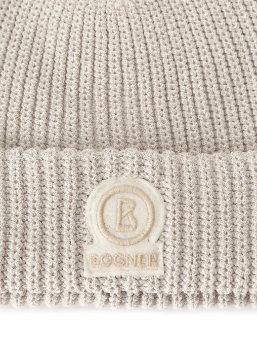 Шапка вязаная BOGNER