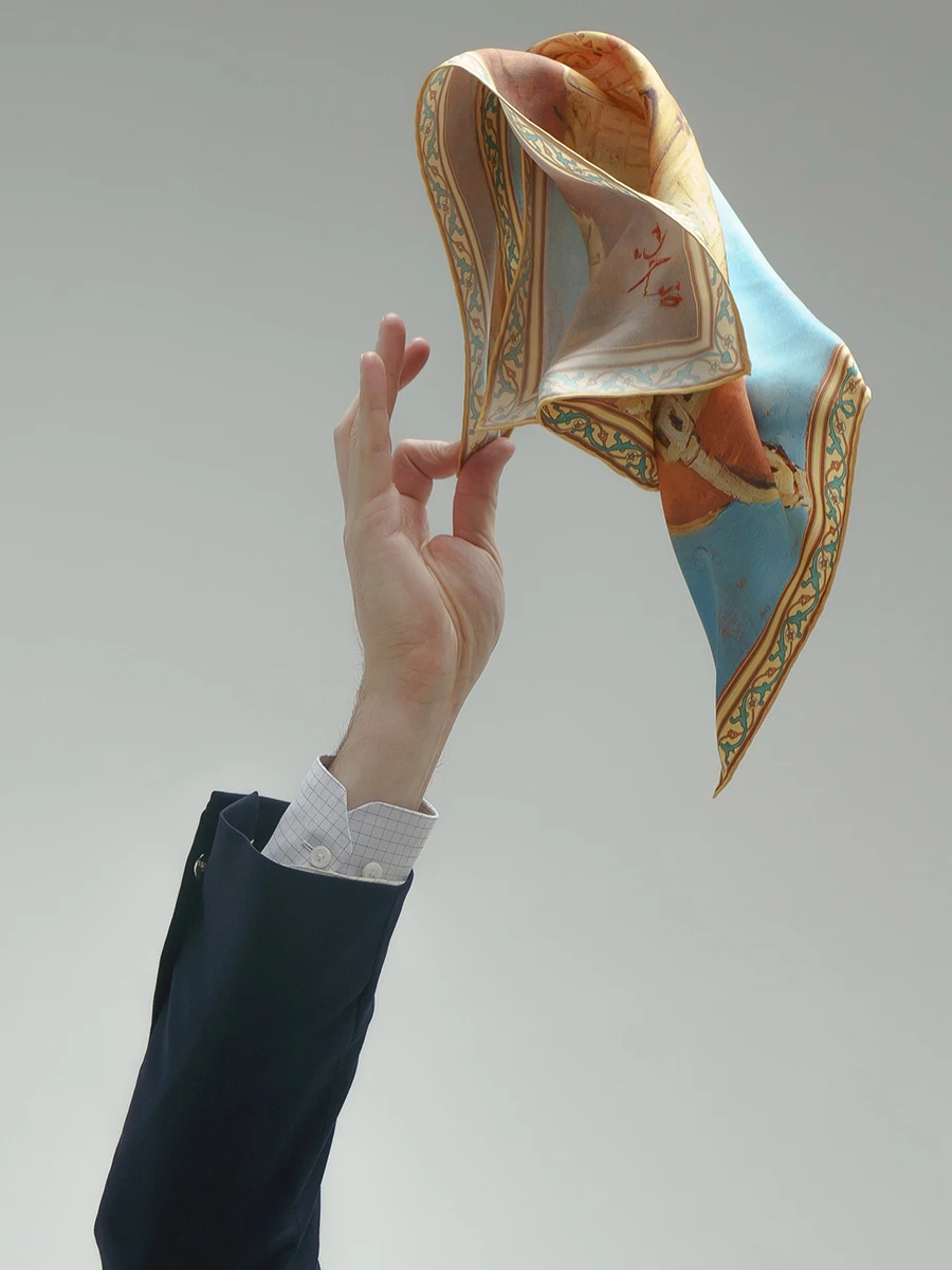 Платок-паше шелковый с принтом