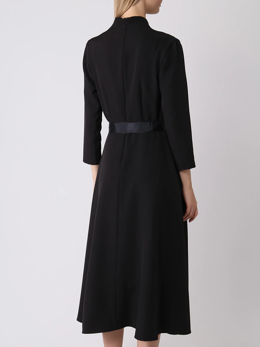 Платье с поясом