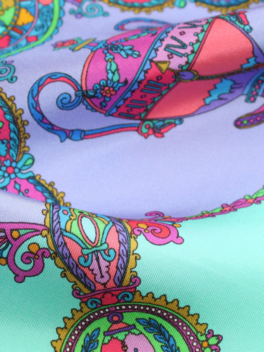 Платок шелковый Faberge Treasures