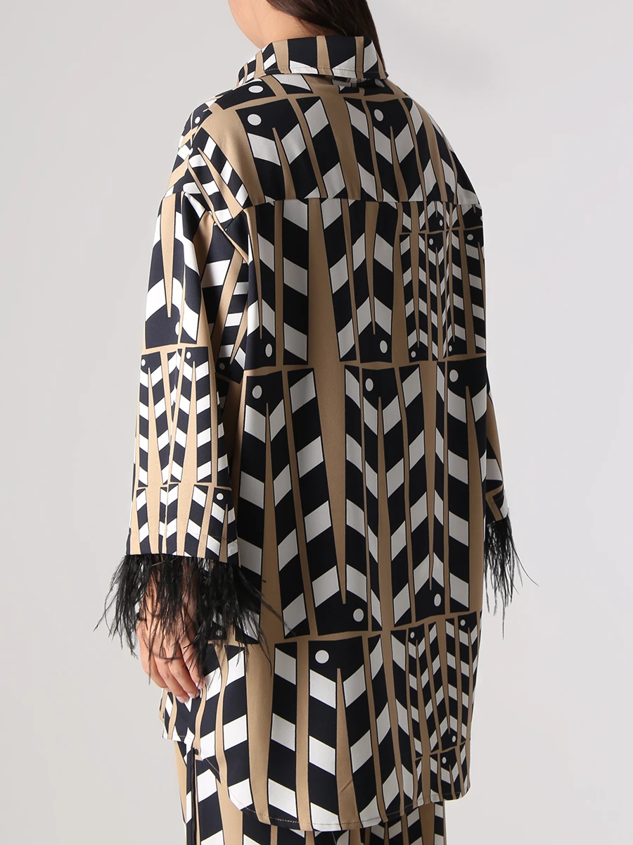 Костюм из вискозы и хлопка с узором