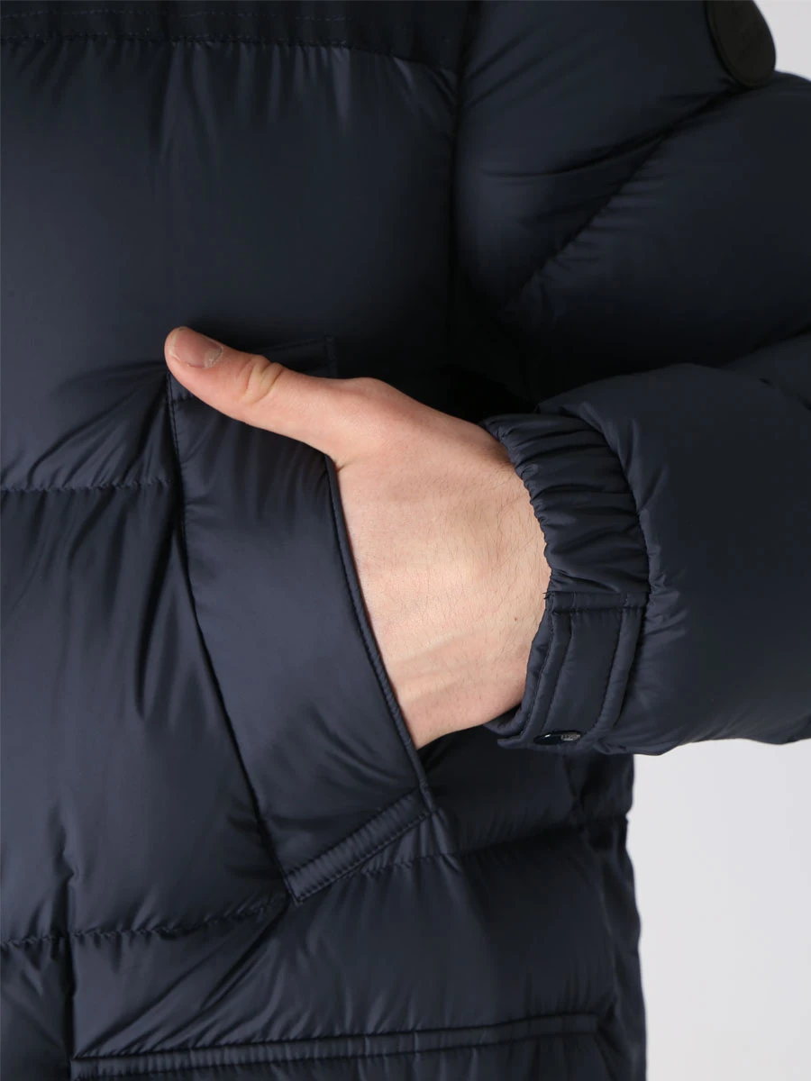 Пуховик стеганый