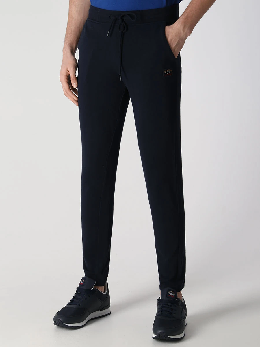 Костюм спортивный