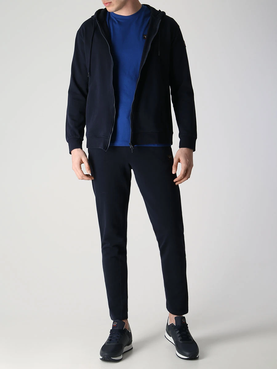 Костюм спортивный