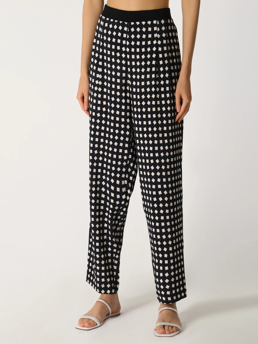 Костюм из вискозы