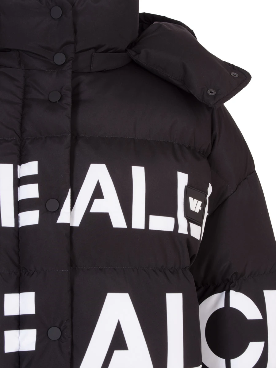 Пуховик стеганый с принтом