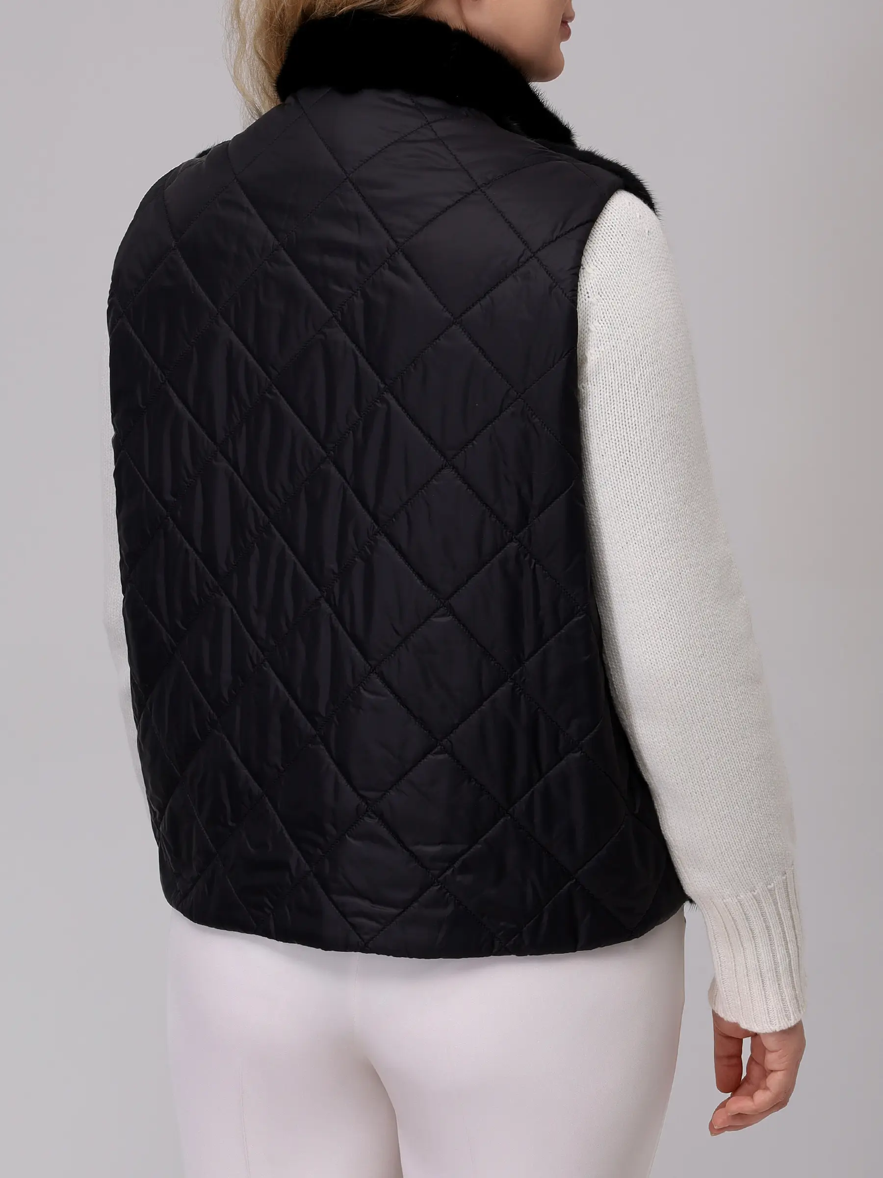 Жилет с мехом норки