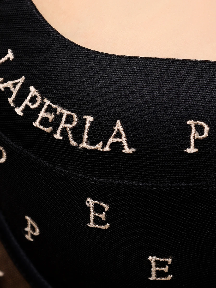 Бюстгальтер-балконет