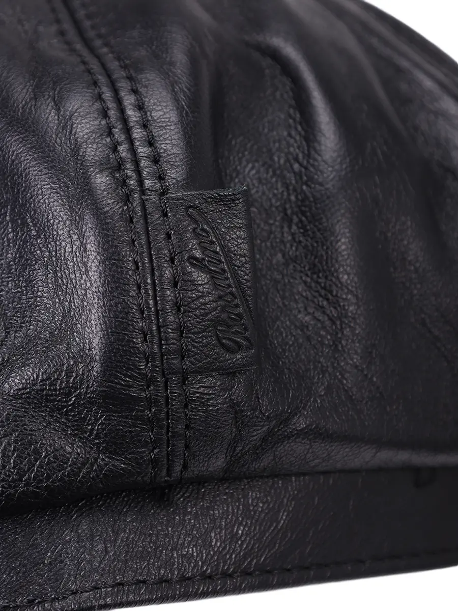 Кепка кожаная