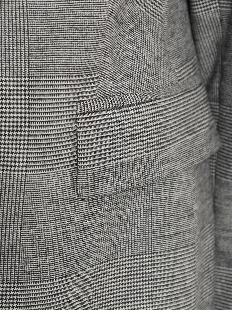 Пиджак в клетку