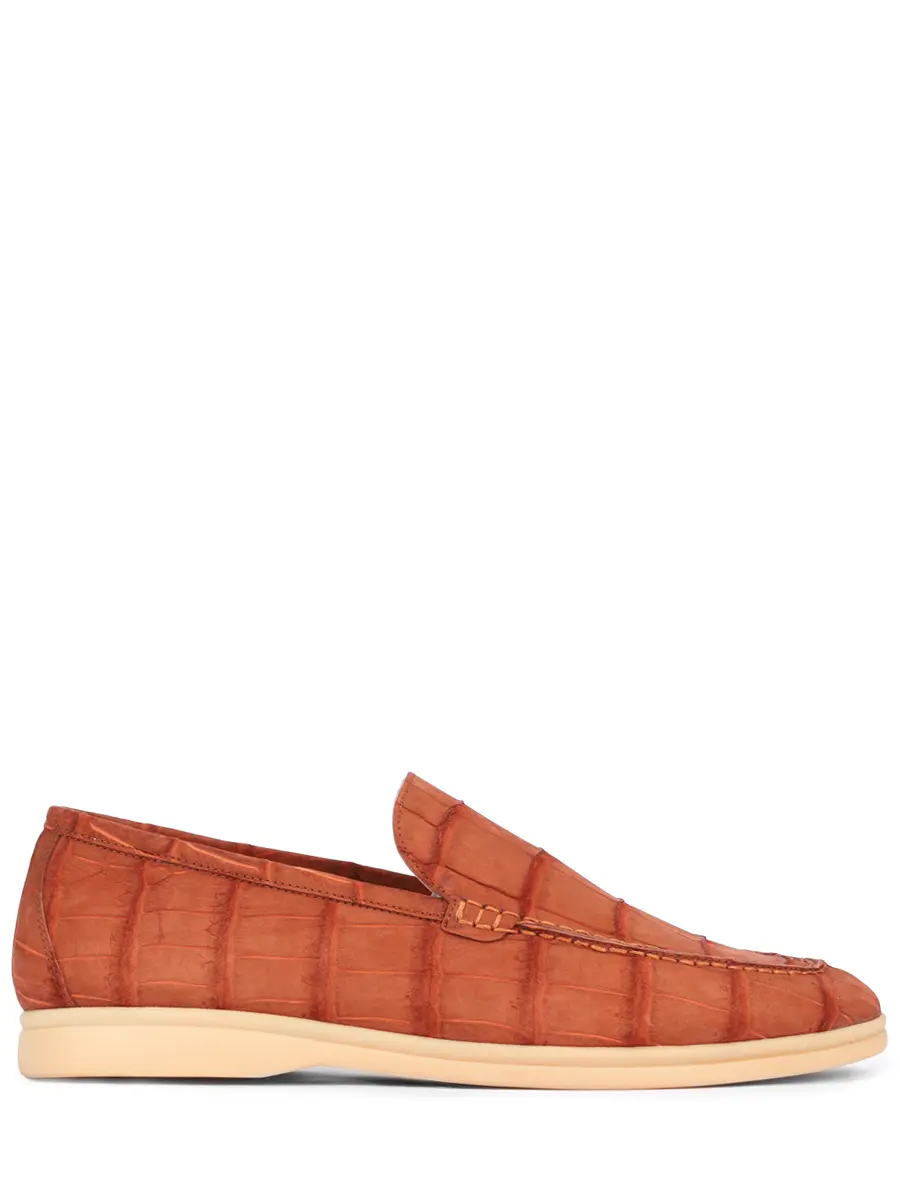 Лоферы из кожи крокодила