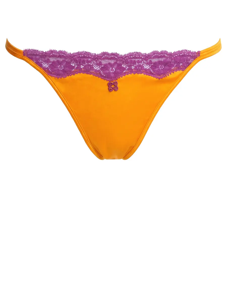 Трусы-стринг с кружевом