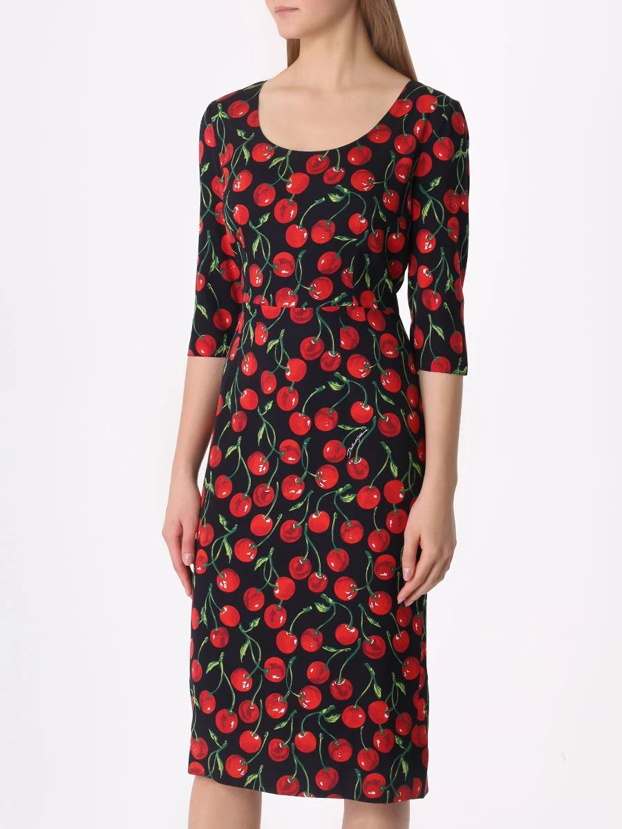 Платье-футляр шелковое