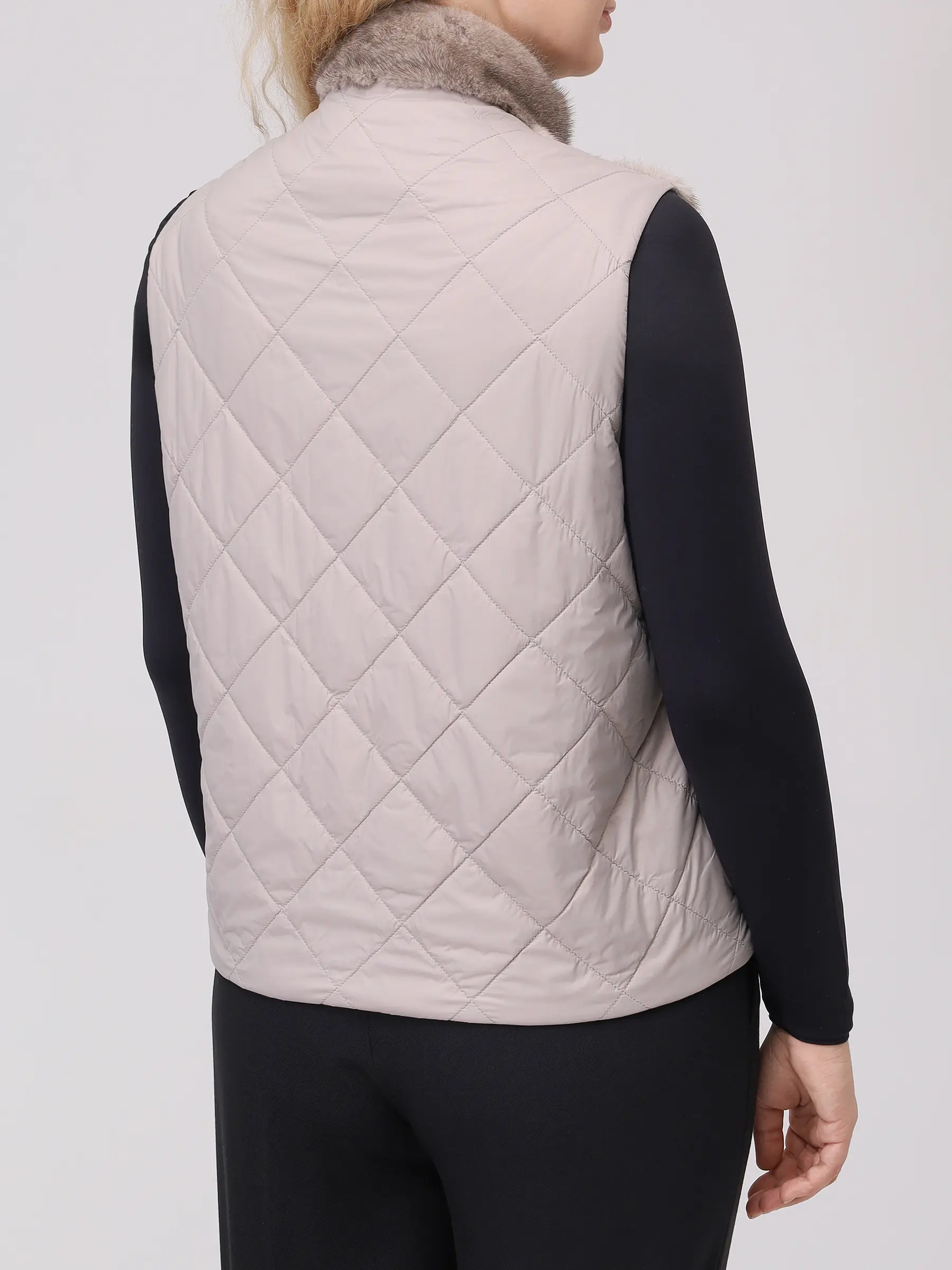 Жилет с мехом норки