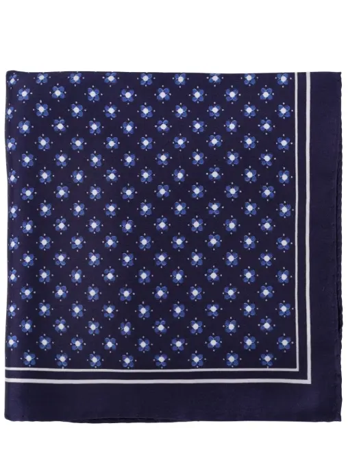 Платок шелковый BOSS