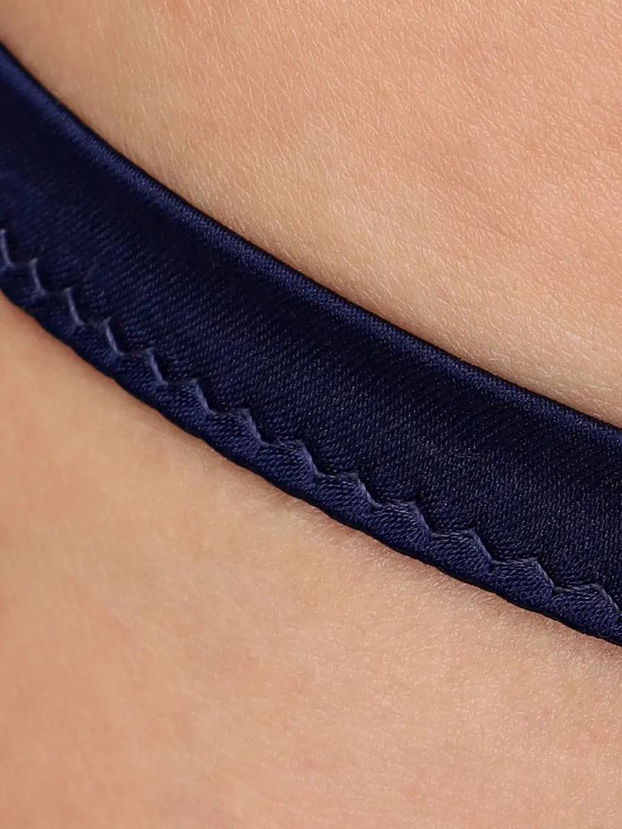 Трусы-стринг с кружевом