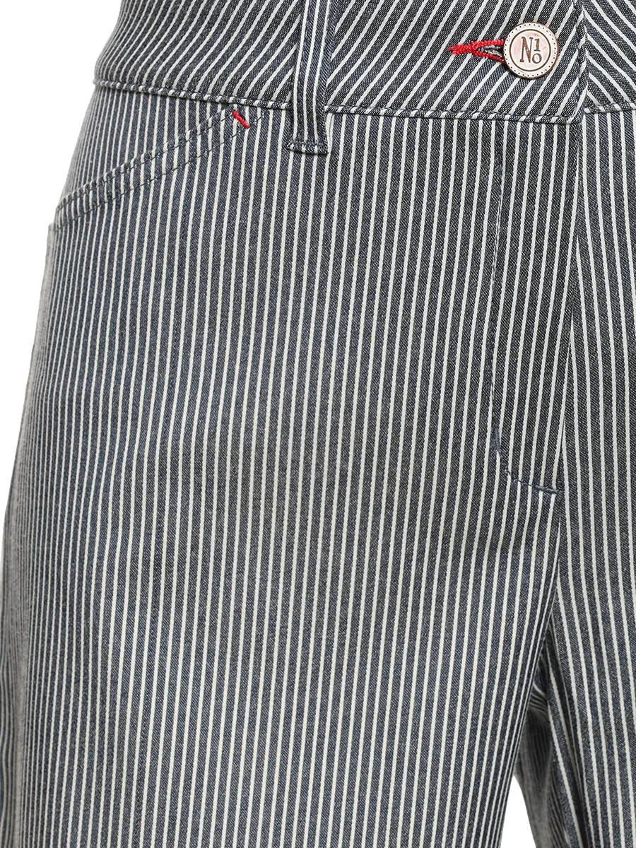 Шорты в полоску