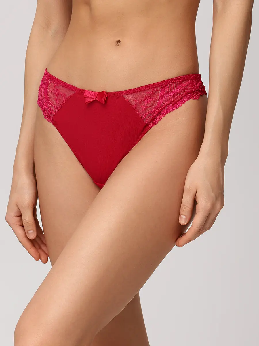 Трусы-стринг с кружевом
